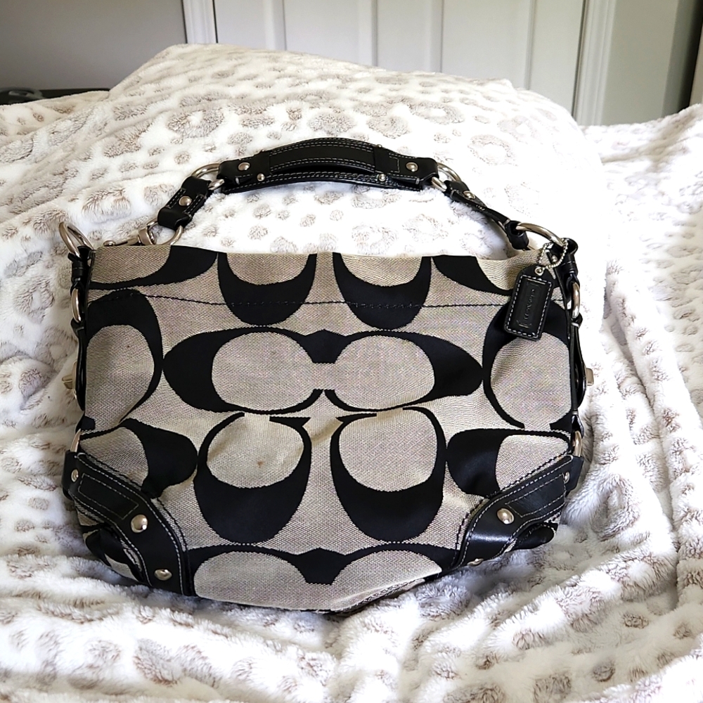Coach Carly Signature Jacquard Hobo Purse Handbag